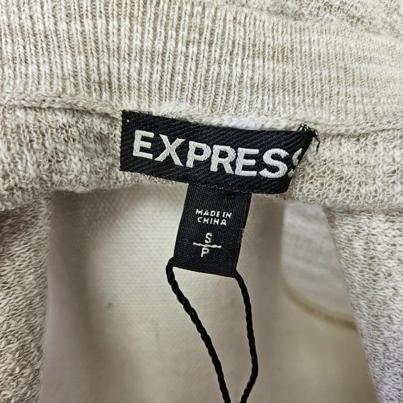 NWT Express Size S Gray Knit Cold Shoulder 3/4 Cutout Sleeve Tunic Top Round Hem - Picture 7 of 9